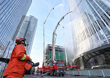 高层玻璃幕墙防火设计、材料与施工要点解析